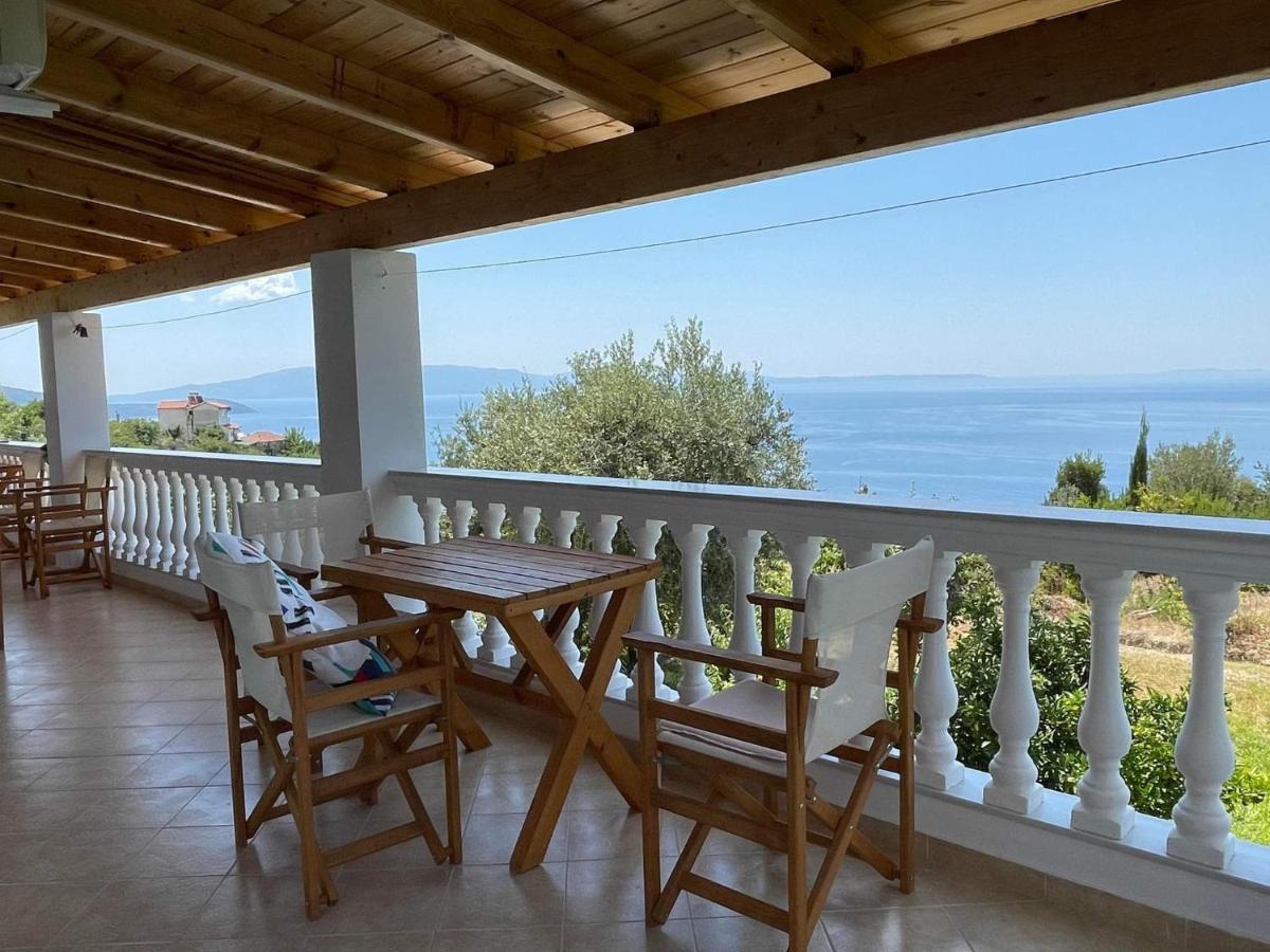 Helen Apartments Lukovë Dış mekan fotoğraf