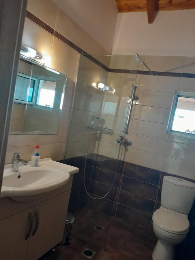 Helen Apartments Lukovë Dış mekan fotoğraf