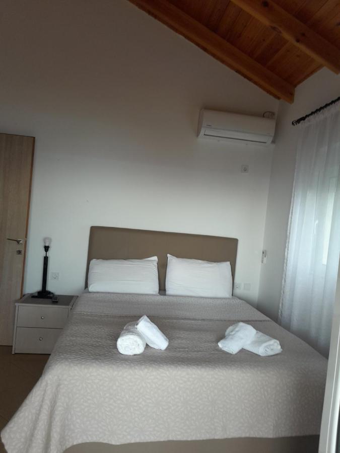 Helen Apartments Lukovë Dış mekan fotoğraf